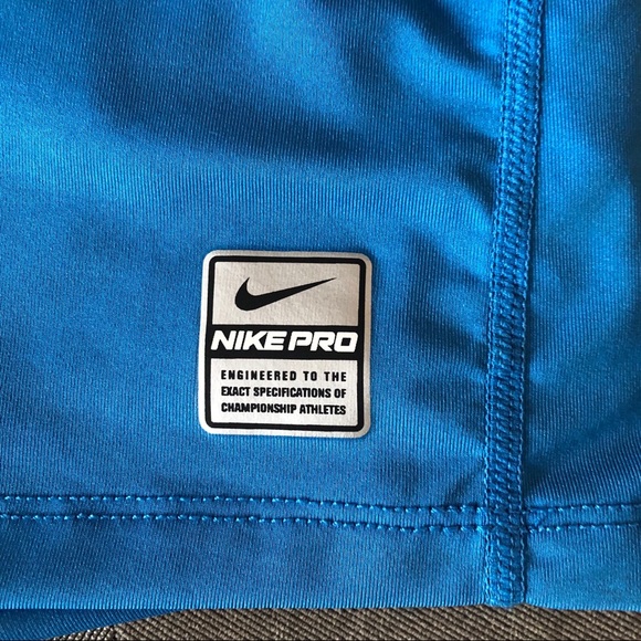 Nike Pro Athletic Fitted Top - Picture 6 of 8